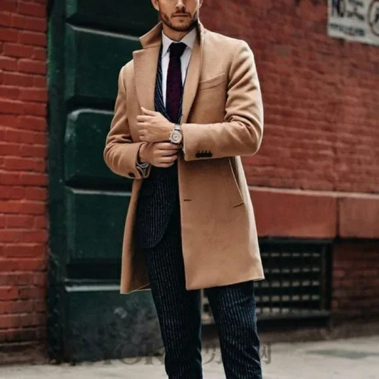 The 'Stratford' Wool Coat: Refined Style for the Modern Gentleman